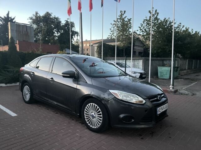 Сірий Форд Фокус, об'ємом двигуна 2 л та пробігом 263 тис. км за 4619 $, фото 1 на Automoto.ua