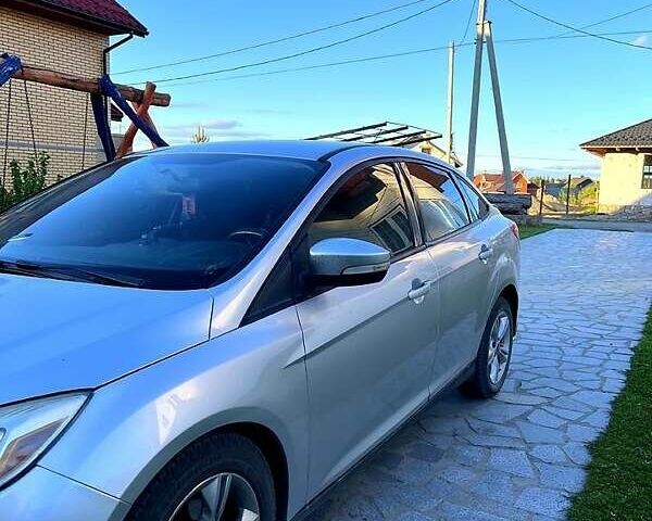 Сірий Форд Фокус, об'ємом двигуна 1.8 л та пробігом 221 тис. км за 7800 $, фото 1 на Automoto.ua
