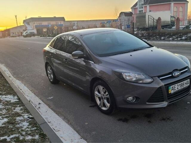 Форд Фокус 2012 у Києві на Automoto.ua Сірий Форд Фокус, об'ємом двигуна 1.6 л та пробігом 292 тис. км за 7200 $, фото 1 на Automoto.ua