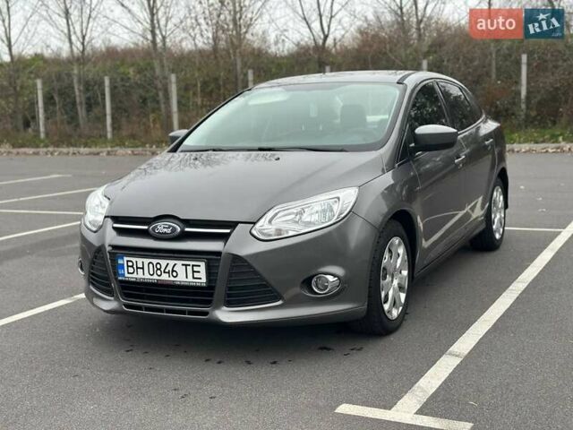 Серый Форд Фокус, объемом двигателя 2.01 л и пробегом 227 тыс. км за 6250 $, фото 1 на Automoto.ua