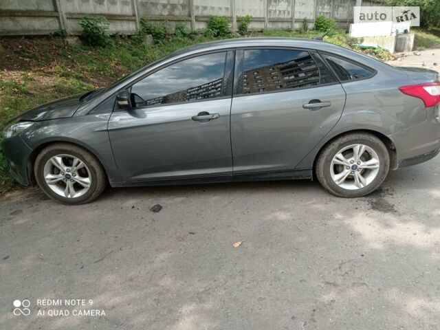 Серый Форд Фокус, объемом двигателя 2 л и пробегом 275 тыс. км за 5800 $, фото 1 на Automoto.ua