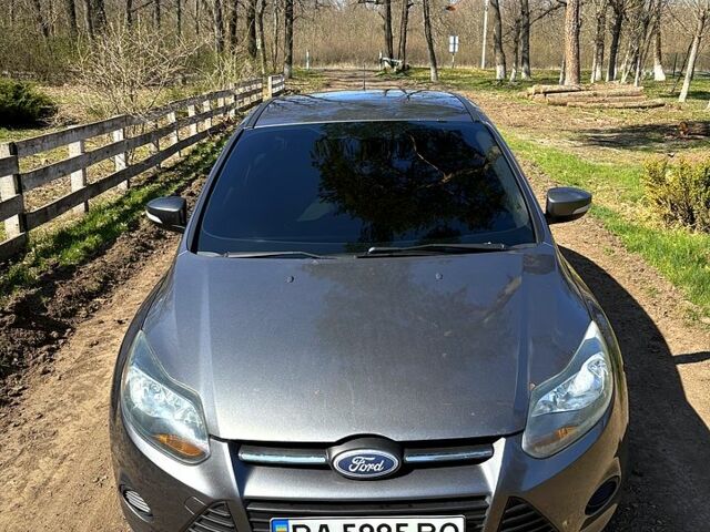 Серый Форд Фокус, объемом двигателя 2 л и пробегом 183 тыс. км за 7300 $, фото 1 на Automoto.ua