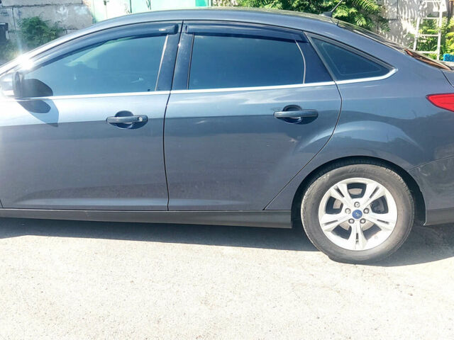 Сірий Форд Фокус, об'ємом двигуна 1 л та пробігом 90 тис. км за 7200 $, фото 1 на Automoto.ua