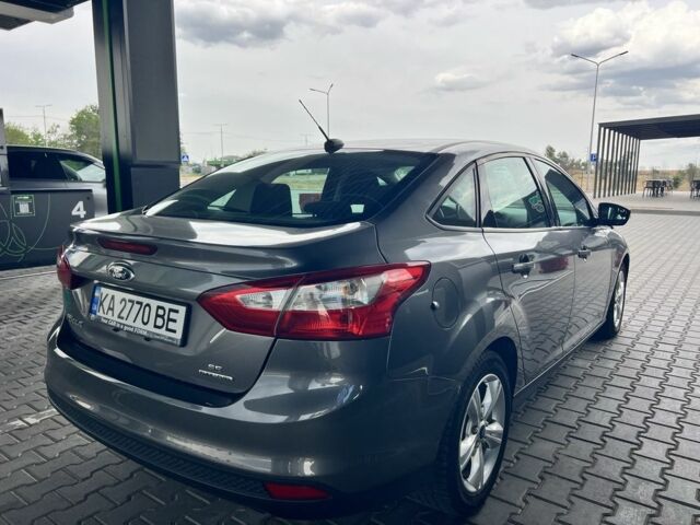 Сірий Форд Фокус, об'ємом двигуна 2 л та пробігом 184 тис. км за 6500 $, фото 1 на Automoto.ua