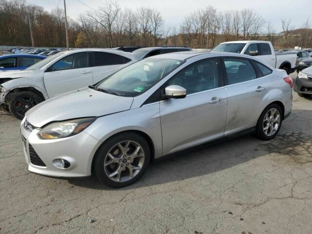 Серый Форд Фокус, объемом двигателя 0 л и пробегом 101 тыс. км за 1000 $, фото 1 на Automoto.ua