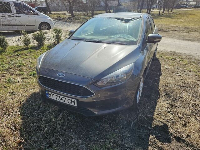 Серый Форд Фокус, объемом двигателя 2 л и пробегом 100 тыс. км за 4000 $, фото 1 на Automoto.ua