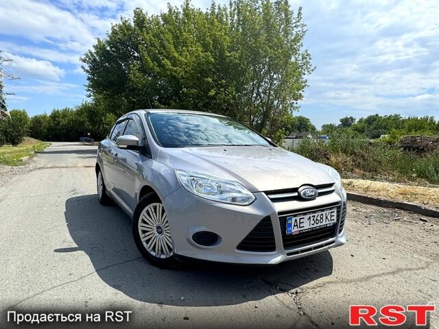 Сірий Форд Фокус, об'ємом двигуна 1 л та пробігом 175 тис. км за 6000 $, фото 1 на Automoto.ua