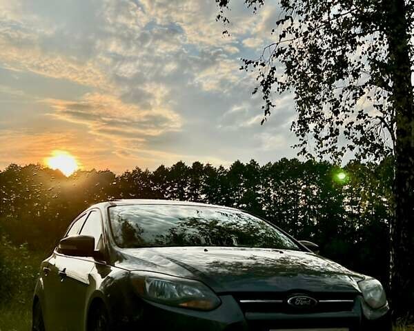 Серый Форд Фокус, объемом двигателя 2 л и пробегом 177 тыс. км за 5100 $, фото 1 на Automoto.ua