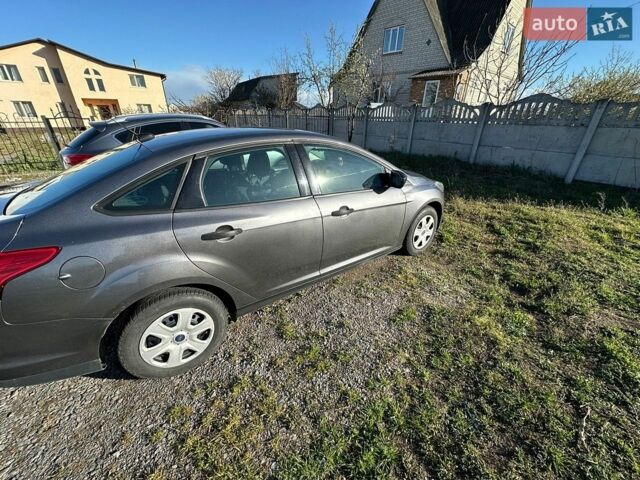 Серый Форд Фокус, объемом двигателя 2 л и пробегом 178 тыс. км за 7000 $, фото 1 на Automoto.ua