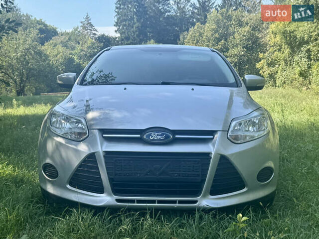 Сірий Форд Фокус, об'ємом двигуна 2 л та пробігом 175 тис. км за 7999 $, фото 1 на Automoto.ua