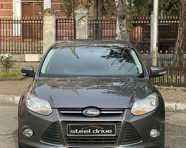 Серый Форд Фокус, объемом двигателя 2 л и пробегом 127 тыс. км за 8799 $, фото 1 на Automoto.ua