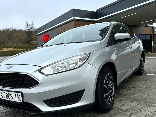 Сірий Форд Фокус, об'ємом двигуна 2 л та пробігом 217 тис. км за 6900 $, фото 1 на Automoto.ua