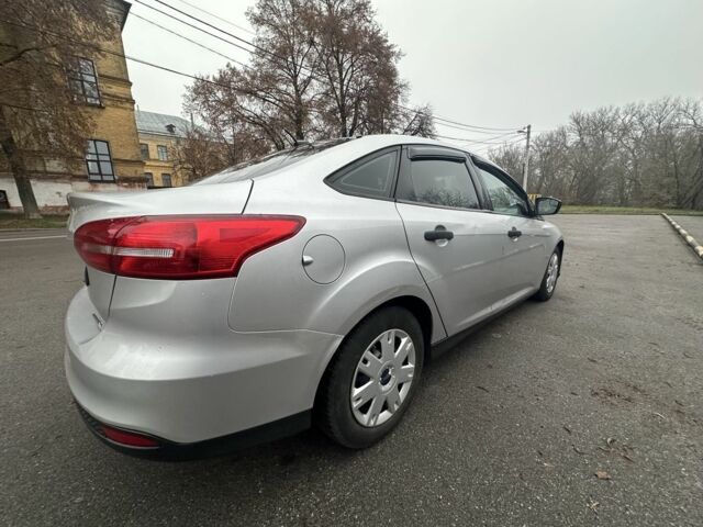 Серый Форд Фокус, объемом двигателя 0 л и пробегом 200 тыс. км за 6800 $, фото 1 на Automoto.ua