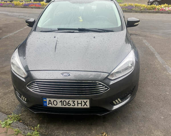 Сірий Форд Фокус, об'ємом двигуна 2 л та пробігом 260 тис. км за 7500 $, фото 1 на Automoto.ua