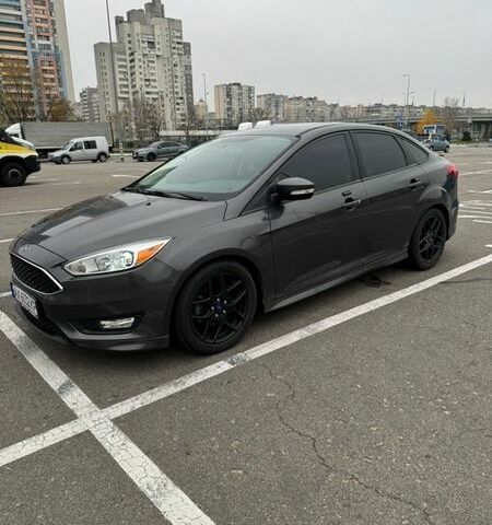 Сірий Форд Фокус, об'ємом двигуна 2 л та пробігом 117 тис. км за 9750 $, фото 1 на Automoto.ua