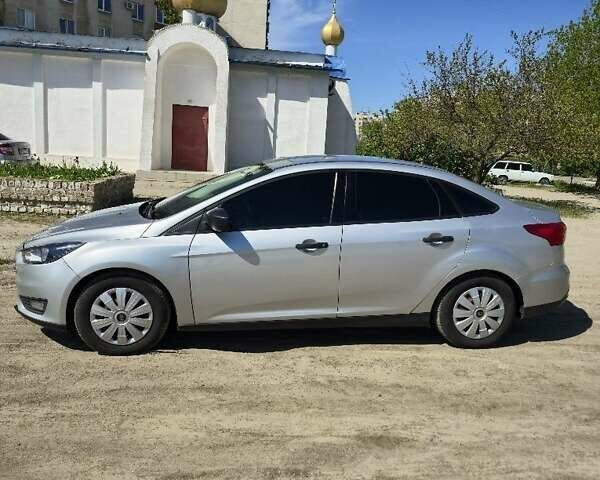 Серый Форд Фокус, объемом двигателя 2 л и пробегом 282 тыс. км за 7700 $, фото 1 на Automoto.ua