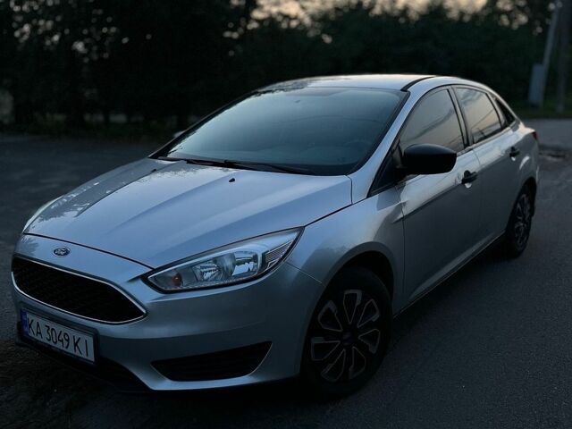 Сірий Форд Фокус, об'ємом двигуна 2 л та пробігом 205 тис. км за 4500 $, фото 1 на Automoto.ua