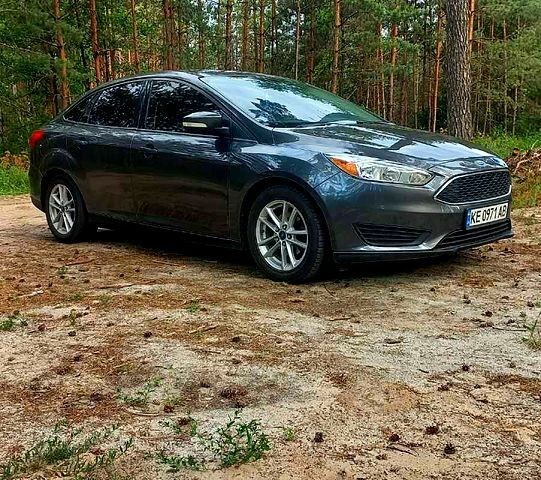 Сірий Форд Фокус, об'ємом двигуна 2 л та пробігом 280 тис. км за 7500 $, фото 1 на Automoto.ua