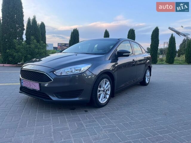Сірий Форд Фокус, об'ємом двигуна 2 л та пробігом 193 тис. км за 8200 $, фото 1 на Automoto.ua