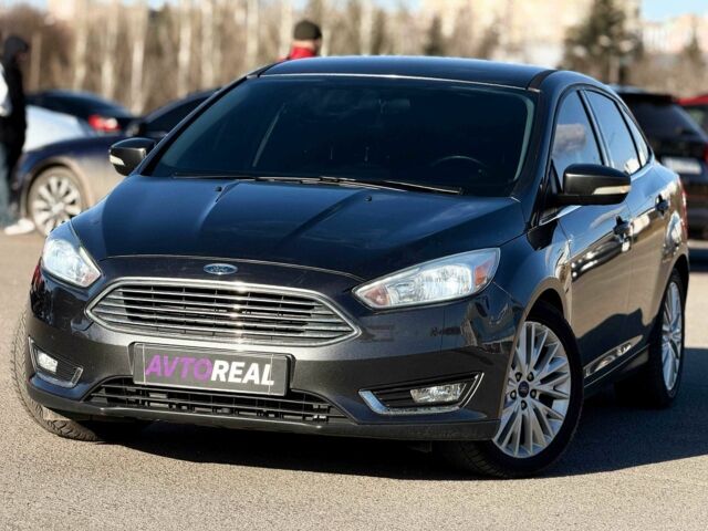 Сірий Форд Фокус, об'ємом двигуна 2 л та пробігом 155 тис. км за 9800 $, фото 1 на Automoto.ua