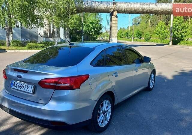 Серый Форд Фокус, объемом двигателя 2 л и пробегом 122 тыс. км за 8300 $, фото 1 на Automoto.ua