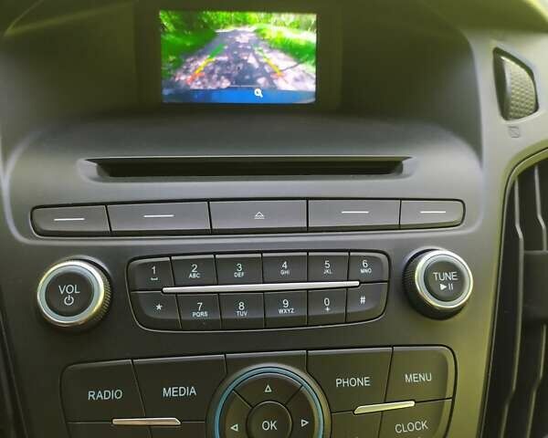 Серый Форд Фокус, объемом двигателя 0 л и пробегом 157 тыс. км за 8500 $, фото 1 на Automoto.ua