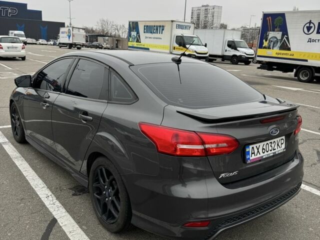 Сірий Форд Фокус, об'ємом двигуна 2 л та пробігом 117 тис. км за 9750 $, фото 1 на Automoto.ua