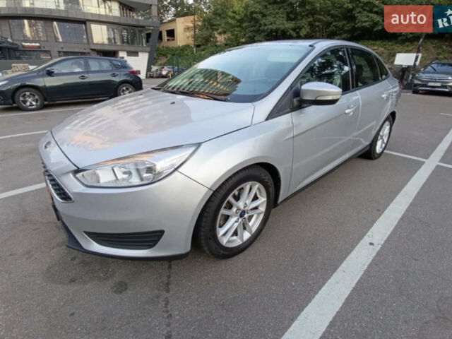 Сірий Форд Фокус, об'ємом двигуна 2 л та пробігом 96 тис. км за 8800 $, фото 1 на Automoto.ua