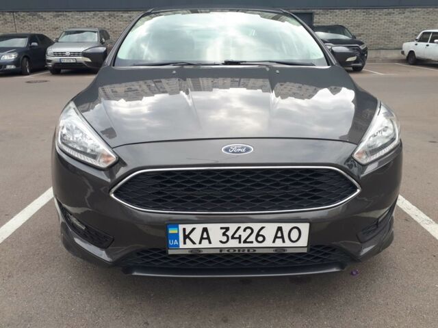 Сірий Форд Фокус, об'ємом двигуна 2 л та пробігом 132 тис. км за 9400 $, фото 1 на Automoto.ua