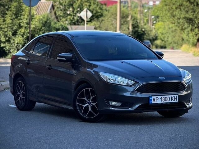 Сірий Форд Фокус, об'ємом двигуна 2 л та пробігом 147 тис. км за 7800 $, фото 1 на Automoto.ua