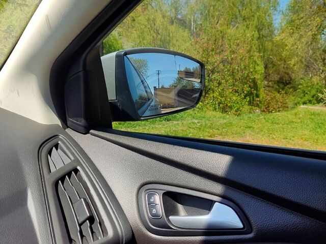 Серый Форд Фокус, объемом двигателя 2 л и пробегом 0 тыс. км за 7950 $, фото 1 на Automoto.ua