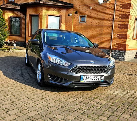 Серый Форд Фокус, объемом двигателя 2 л и пробегом 249 тыс. км за 7000 $, фото 1 на Automoto.ua