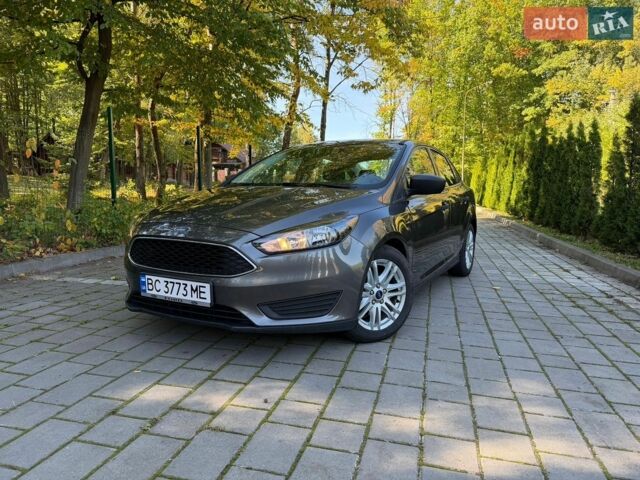 Серый Форд Фокус, объемом двигателя 2 л и пробегом 215 тыс. км за 7800 $, фото 1 на Automoto.ua