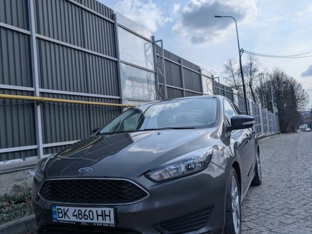 Сірий Форд Фокус, об'ємом двигуна 2 л та пробігом 129 тис. км за 8300 $, фото 1 на Automoto.ua