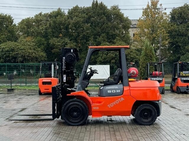 Сірий Форд Фокус, об'ємом двигуна 2 л та пробігом 162 тис. км за 8200 $, фото 1 на Automoto.ua