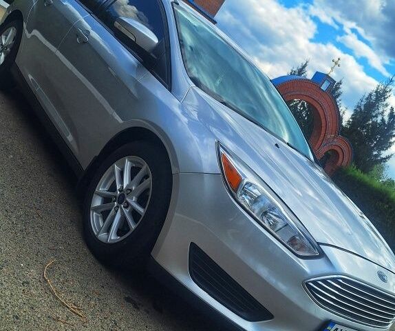 Серый Форд Фокус, объемом двигателя 2 л и пробегом 170 тыс. км за 6300 $, фото 1 на Automoto.ua