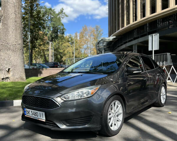 Сірий Форд Фокус, об'ємом двигуна 2 л та пробігом 122 тис. км за 7750 $, фото 1 на Automoto.ua