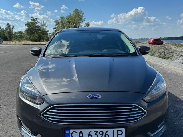 Сірий Форд Фокус, об'ємом двигуна 2 л та пробігом 191 тис. км за 7200 $, фото 1 на Automoto.ua