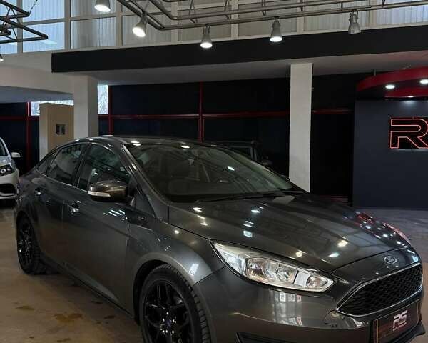 Серый Форд Фокус, объемом двигателя 2 л и пробегом 70 тыс. км за 8500 $, фото 1 на Automoto.ua