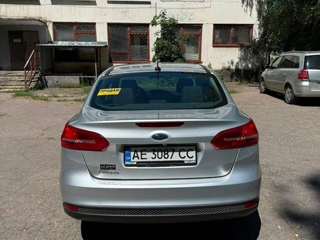 Сірий Форд Фокус, об'ємом двигуна 2 л та пробігом 97 тис. км за 8000 $, фото 1 на Automoto.ua