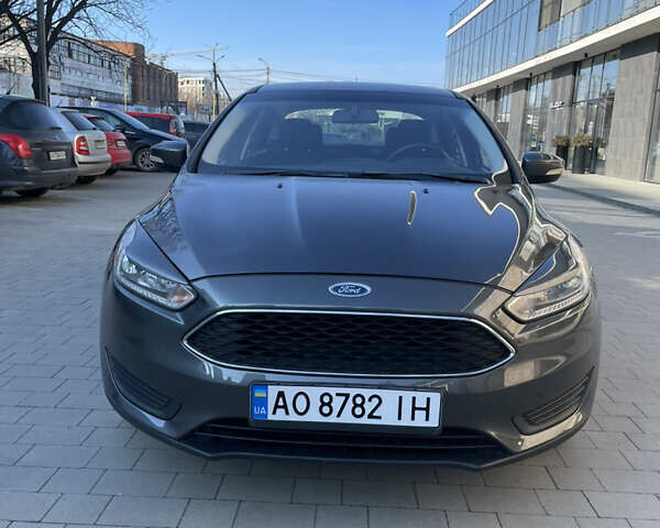 Серый Форд Фокус, объемом двигателя 2 л и пробегом 125 тыс. км за 9900 $, фото 1 на Automoto.ua