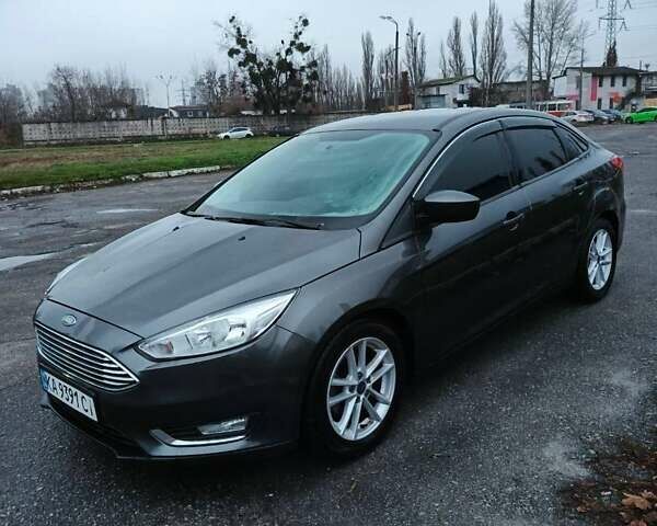 Серый Форд Фокус, объемом двигателя 2 л и пробегом 136 тыс. км за 8900 $, фото 1 на Automoto.ua