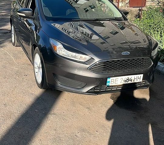 Сірий Форд Фокус, об'ємом двигуна 2 л та пробігом 235 тис. км за 8300 $, фото 1 на Automoto.ua