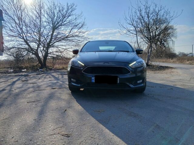 Серый Форд Фокус, объемом двигателя 2 л и пробегом 200 тыс. км за 9400 $, фото 1 на Automoto.ua