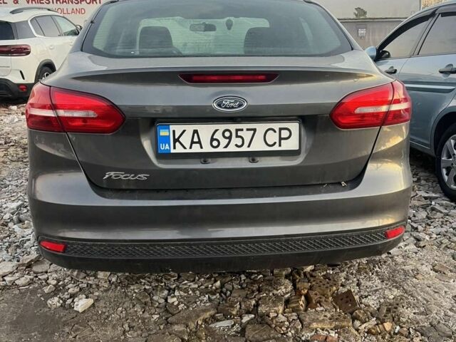 Серый Форд Фокус, объемом двигателя 2 л и пробегом 140 тыс. км за 4600 $, фото 1 на Automoto.ua