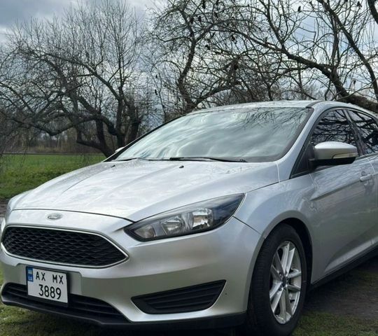 Сірий Форд Фокус, об'ємом двигуна 2 л та пробігом 118 тис. км за 8000 $, фото 1 на Automoto.ua
