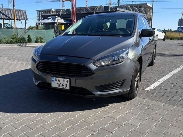 Сірий Форд Фокус, об'ємом двигуна 1.9 л та пробігом 147 тис. км за 8000 $, фото 1 на Automoto.ua