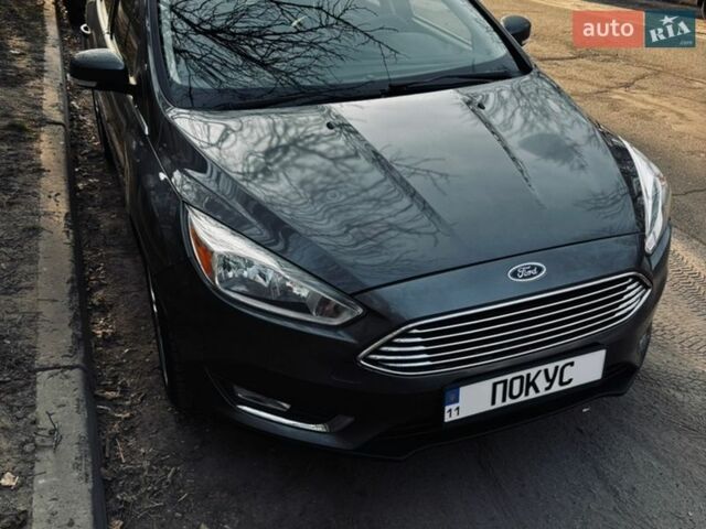 Серый Форд Фокус, объемом двигателя 2 л и пробегом 154 тыс. км за 9500 $, фото 1 на Automoto.ua