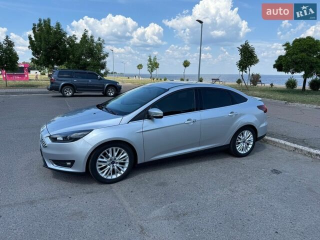 Сірий Форд Фокус, об'ємом двигуна 2 л та пробігом 39 тис. км за 11500 $, фото 1 на Automoto.ua