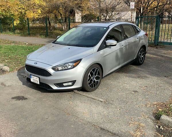 Сірий Форд Фокус, об'ємом двигуна 2 л та пробігом 222 тис. км за 10600 $, фото 1 на Automoto.ua